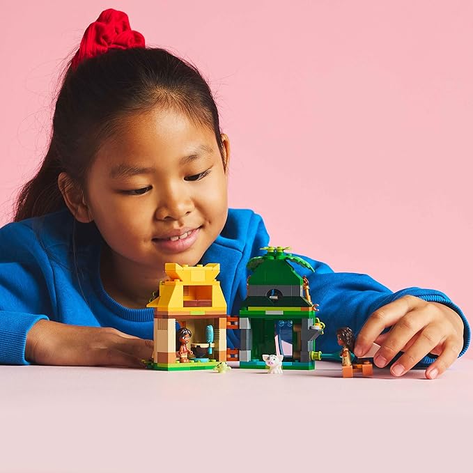 LEGO | Disney Oceania 2 Divertimento sull’Isola di Vaiana - Giocattolo da Costruire con 2 Micro Bamboline, Casa e Scivolo a Cascata - Regalo di Compleanno da Collezione per Bambine da 5 Anni - 43260 Visita lo Store di LEGO