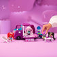 Pinypon - Terrific Van, il tetto del van si trasforma in una barca con scivolo, accessori che si illuminano al buio, include personaggio mummia, per bambine/I dai 4 anni, Famosa (PNY49000)